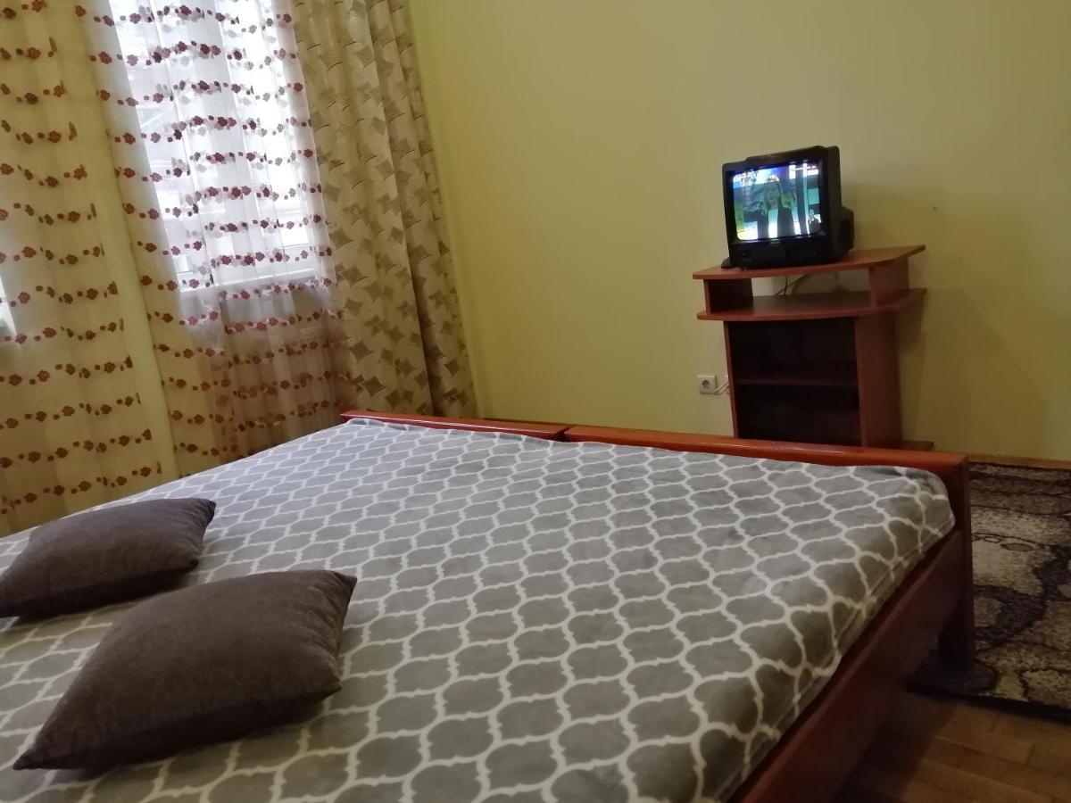 Apartament-Minihotel Elpida Лвив Екстериор снимка