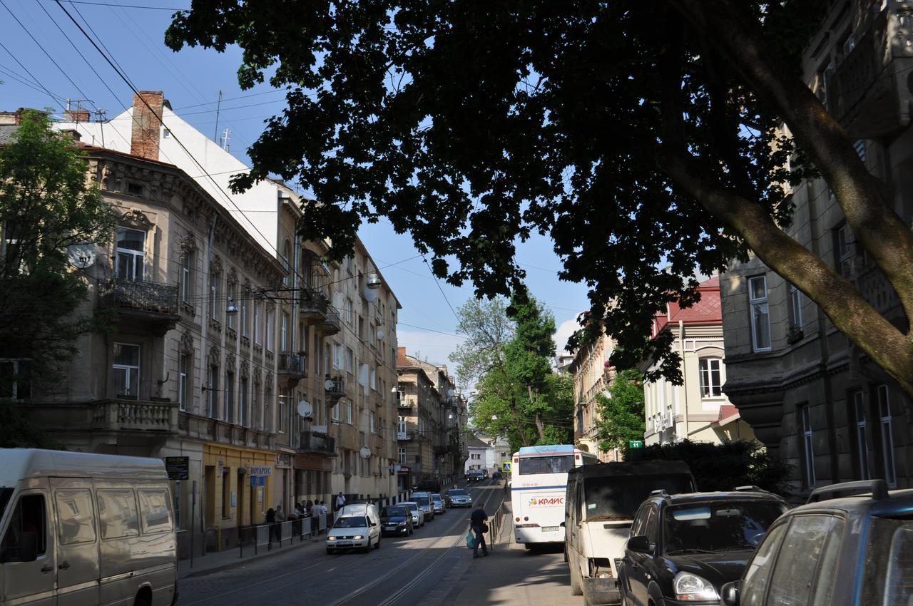 Apartament-Minihotel Elpida Лвив Екстериор снимка